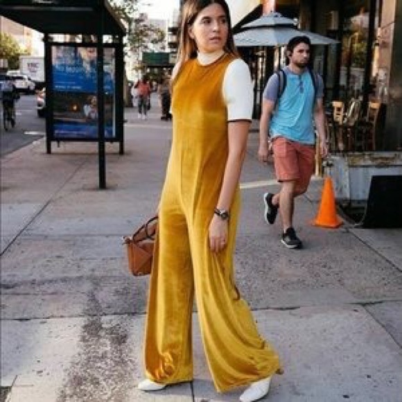 ZARA YELLOW VELVET JUMPSUIT NWT - Picture 1 of 7